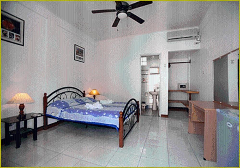 Lalaguna Beach Club And Dive Centre Puerto Galera Room photo